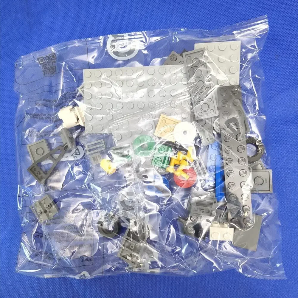 LEGO 60288 CITY Race Buggy Transporter Retired 99% Complete 2/3 Packages Sealed